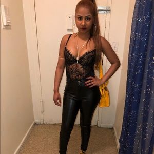 Meet your Posher, Winny